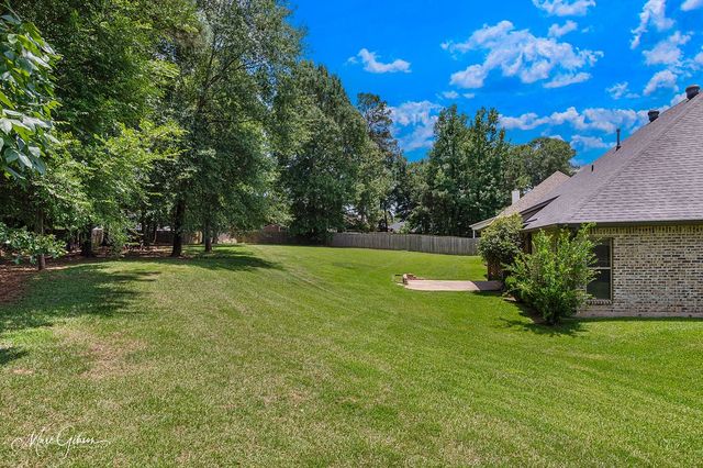 347 Dogwood South Lane, Haughton, LA 71037