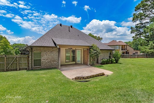 347 Dogwood South Lane, Haughton, LA 71037