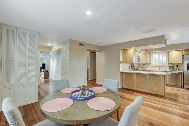 3223 Pinehurst Drive, Las Vegas, NV 89109