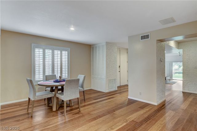 3223 Pinehurst Drive, Las Vegas, NV 89109