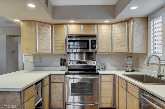 3223 Pinehurst Drive, Las Vegas, NV 89109