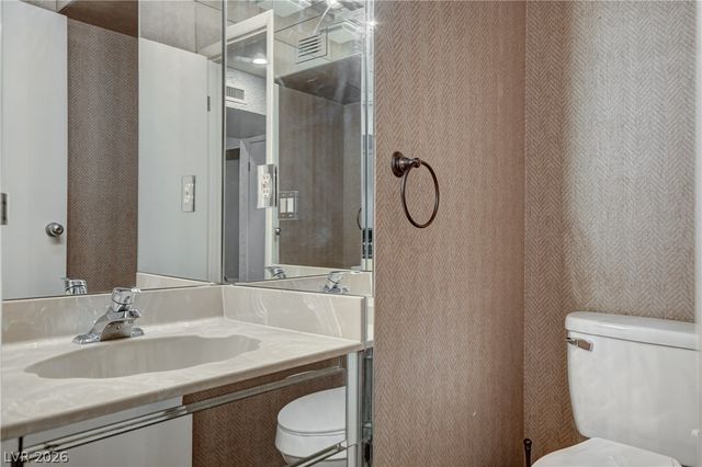 3223 Pinehurst Drive, Las Vegas, NV 89109