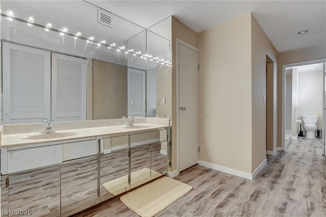 3223 Pinehurst Drive, Las Vegas, NV 89109