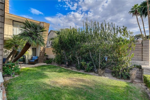 3223 Pinehurst Drive, Las Vegas, NV 89109