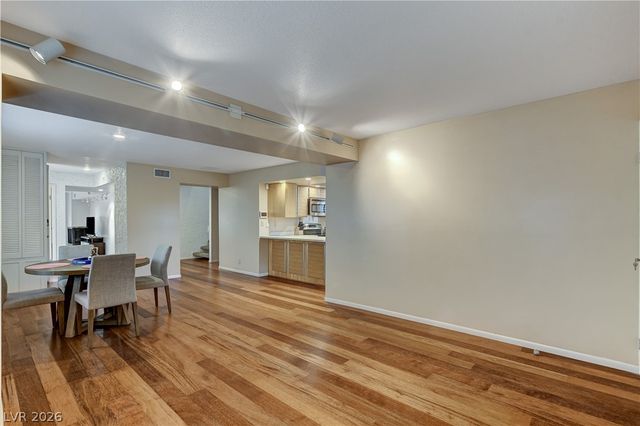 3223 Pinehurst Drive, Las Vegas, NV 89109