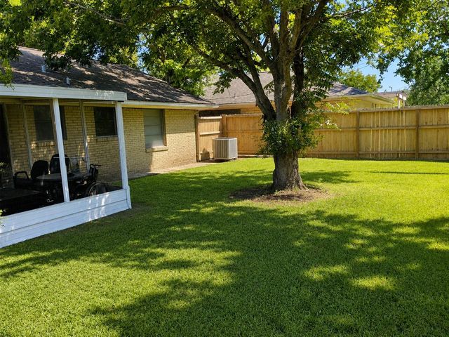 3005 Somerset, Texas City, TX 77590