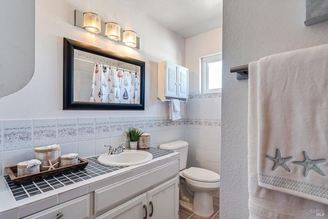 54 Bay Dr, Dillon Beach, CA 94929