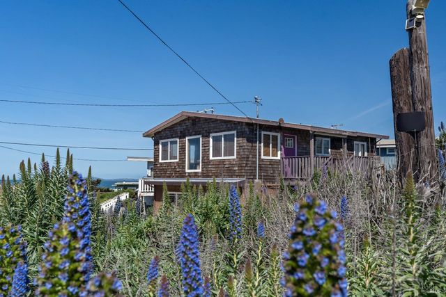 54 Bay Dr, Dillon Beach, CA 94929