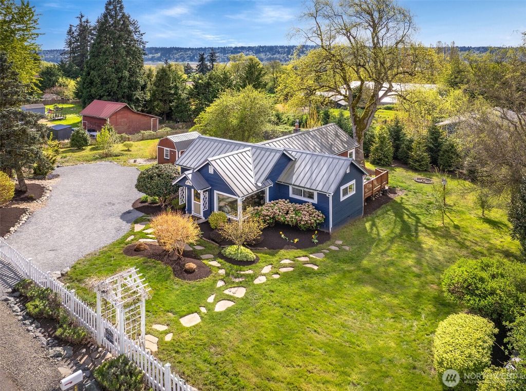 6832 61st Avenue SE, Snohomish, WA 98290