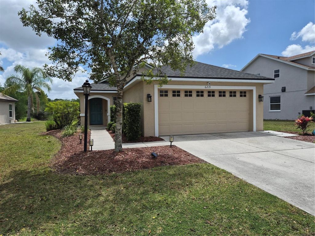 6219 BLUE RUNNER COURT, Lakewood Ranch, FL 34202