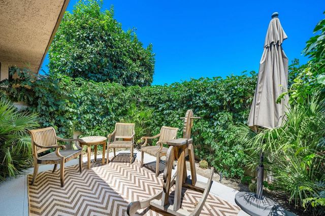 76 Princeton Drive, Rancho Mirage, CA 92270