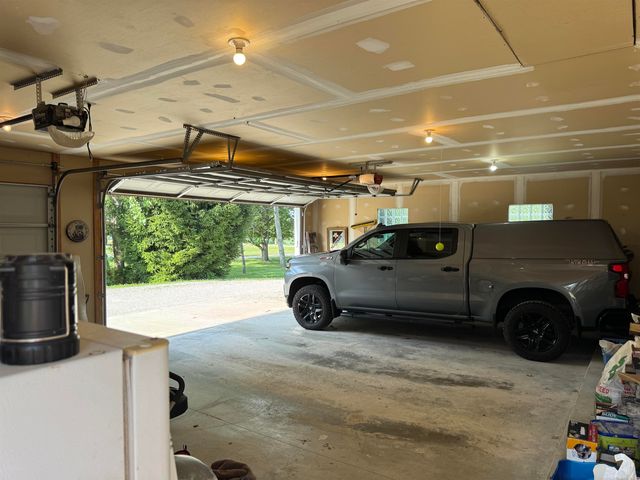 58520 Frost Road, New Haven, MI 48048