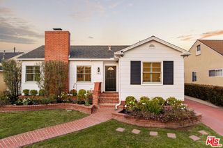 7412 Stewart Avenue, Los Angeles, CA 90045