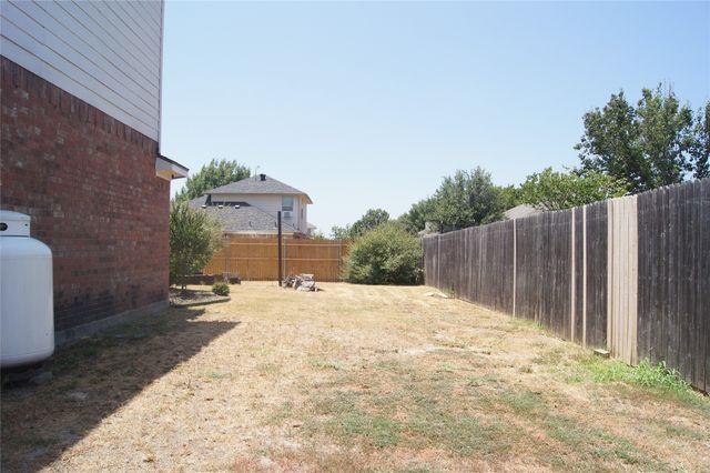 313 Smyth Street, Aledo, TX 76008