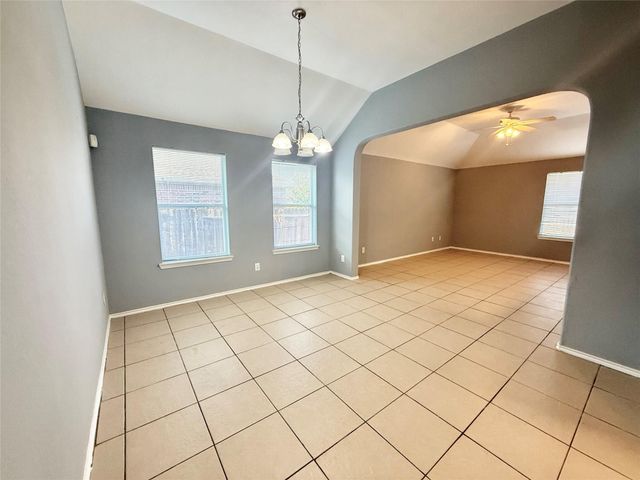 4007 E Teal Estates Circle, Fresno, TX 77545