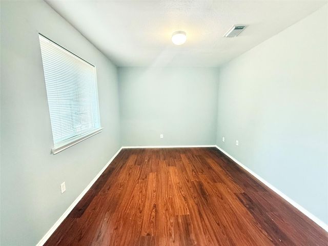 4007 E Teal Estates Circle, Fresno, TX 77545
