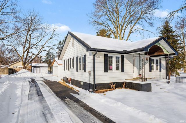 123 Oakside Avenue, Mishawaka, IN 46544