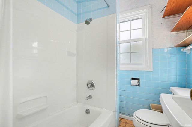 123 Oakside Avenue, Mishawaka, IN 46544