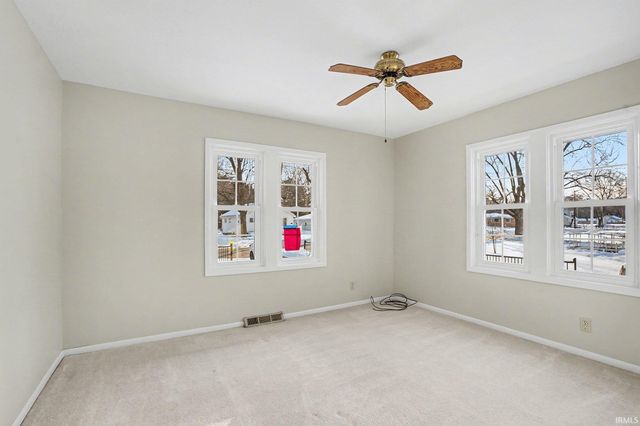 123 Oakside Avenue, Mishawaka, IN 46544