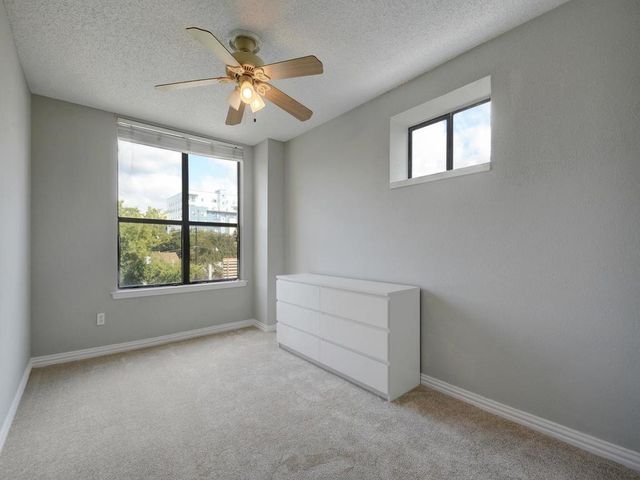 2409 Leon ST 207, Austin, TX 78705