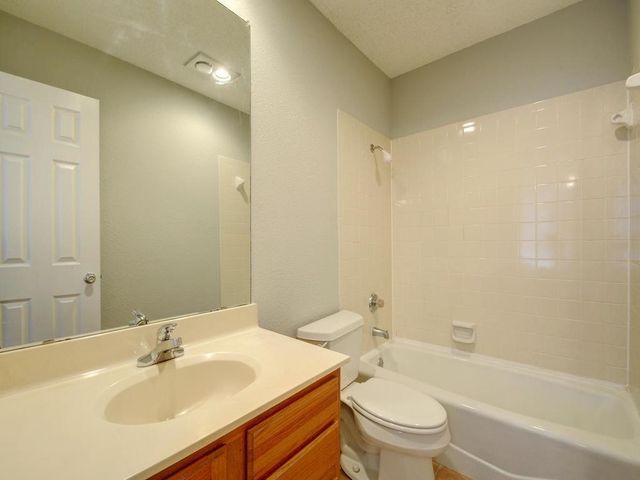 2409 Leon ST 207, Austin, TX 78705