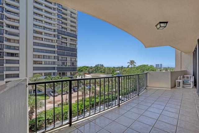 4200 N OCEAN Drive 2-403, Singer Island, FL 33404