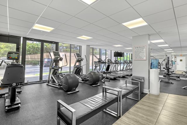 4200 N OCEAN Drive 2-403, Singer Island, FL 33404