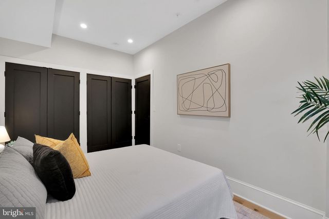3724 S S ST NW, Washington, DC 20007