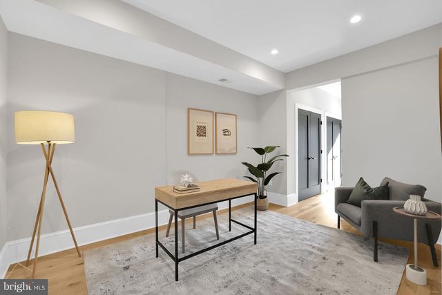 3724 S S ST NW, Washington, DC 20007