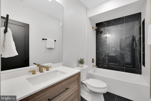 3724 S S ST NW, Washington, DC 20007