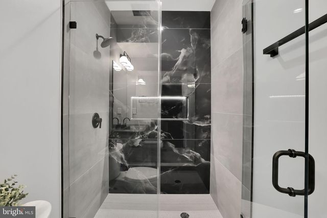3724 S S ST NW, Washington, DC 20007