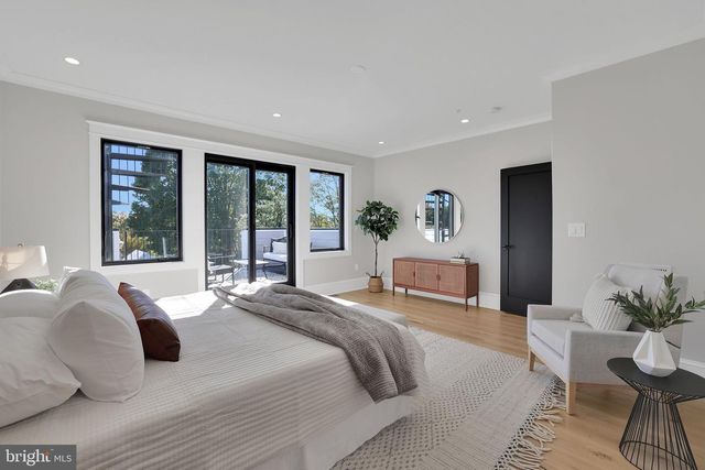3724 S S ST NW, Washington, DC 20007