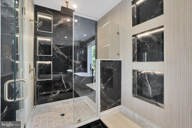 3724 S S ST NW, Washington, DC 20007