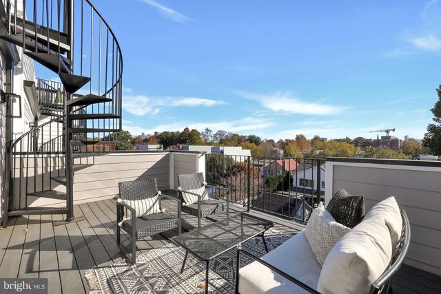 3724 S S ST NW, Washington, DC 20007