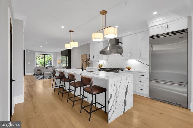 3724 S S ST NW, Washington, DC 20007