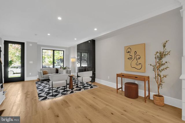 3724 S S ST NW, Washington, DC 20007