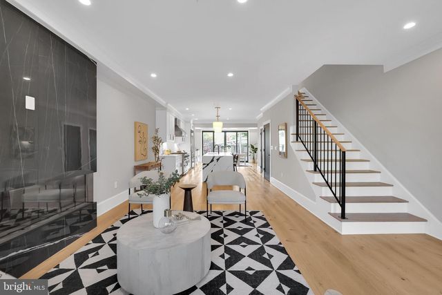 3724 S S ST NW, Washington, DC 20007