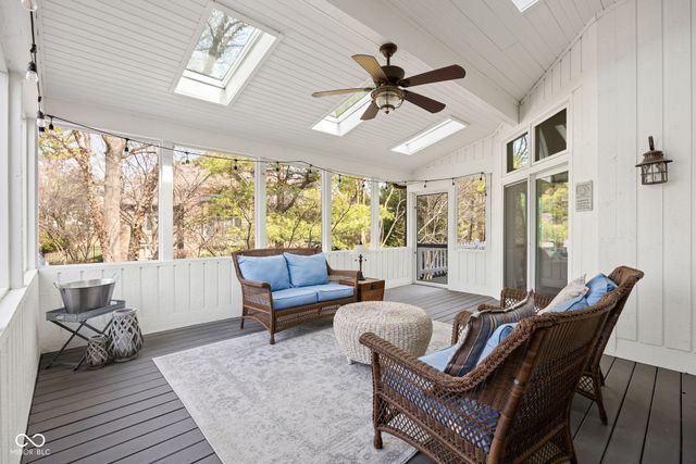 13727 Smokey Ridge Overlook, Carmel, IN 46033