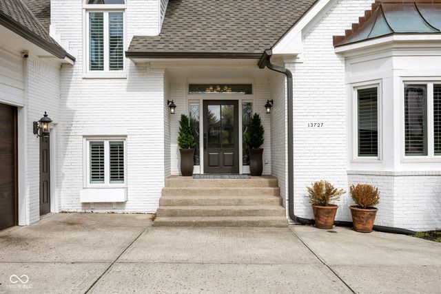 13727 Smokey Ridge Overlook, Carmel, IN 46033