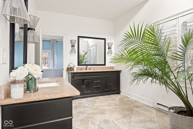 13727 Smokey Ridge Overlook, Carmel, IN 46033