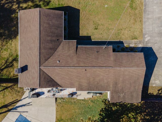 1035 Green Valley Dr, Lewisburg, TN 37091