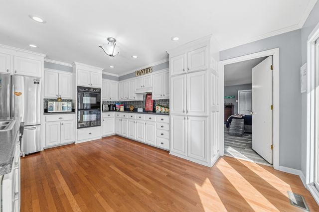 1035 Green Valley Dr, Lewisburg, TN 37091