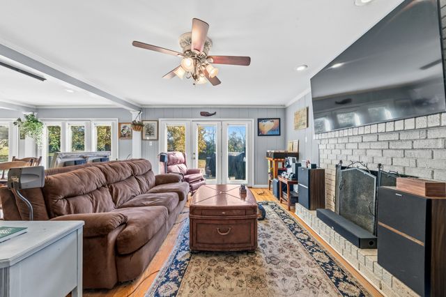 1035 Green Valley Dr, Lewisburg, TN 37091