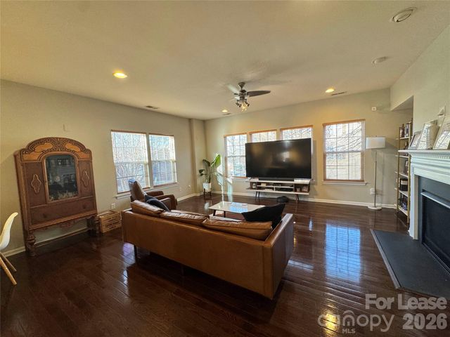 280 W Bland Street, Charlotte, NC 28203