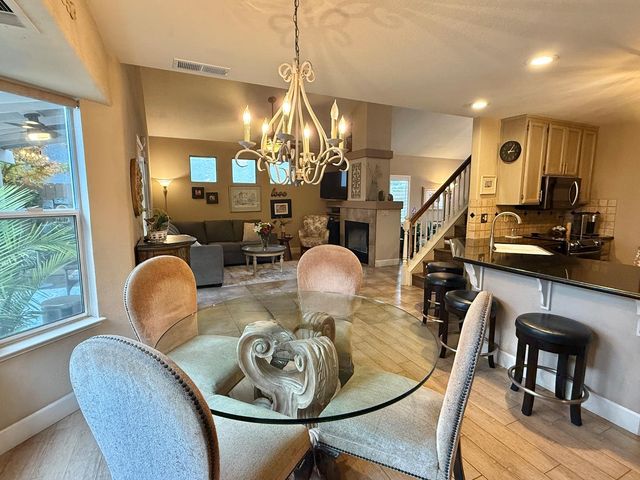 1920 Rockypoint Way, Riverbank, CA 95367