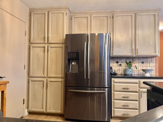 1920 Rockypoint Way, Riverbank, CA 95367