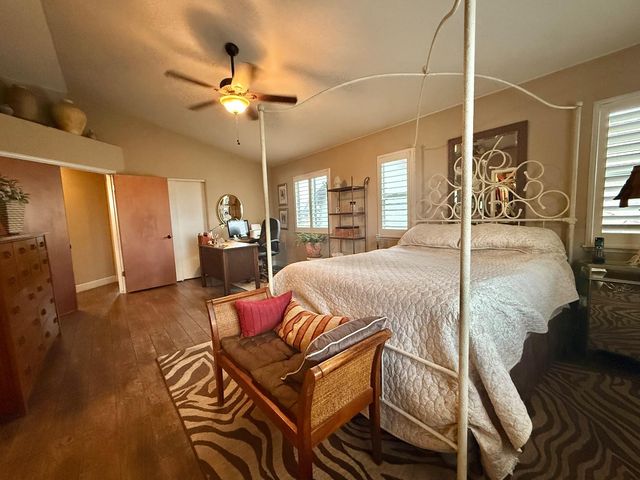 1920 Rockypoint Way, Riverbank, CA 95367