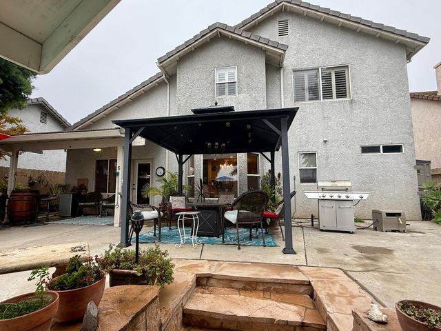 1920 Rockypoint Way, Riverbank, CA 95367