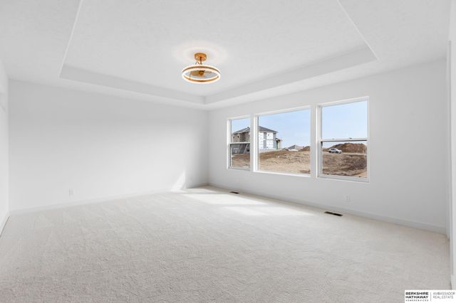 10265 Grant Street, Papillion, NE 68046
