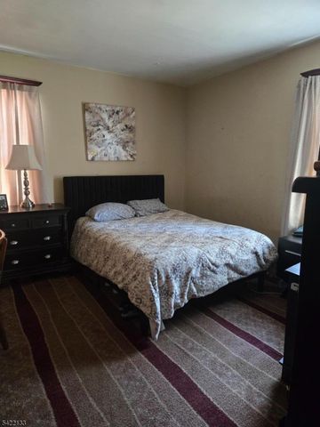21 Glenwood Pl, East Orange City, NJ 07017